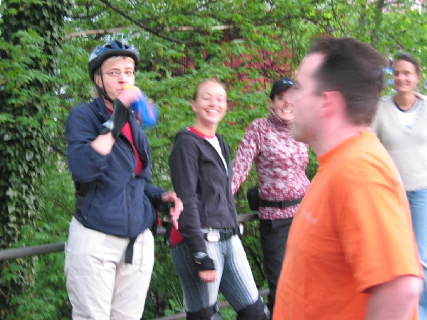 wns_040428_045k.jpg